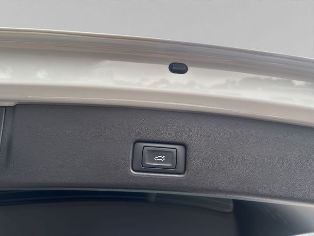 Audi Q4 2022