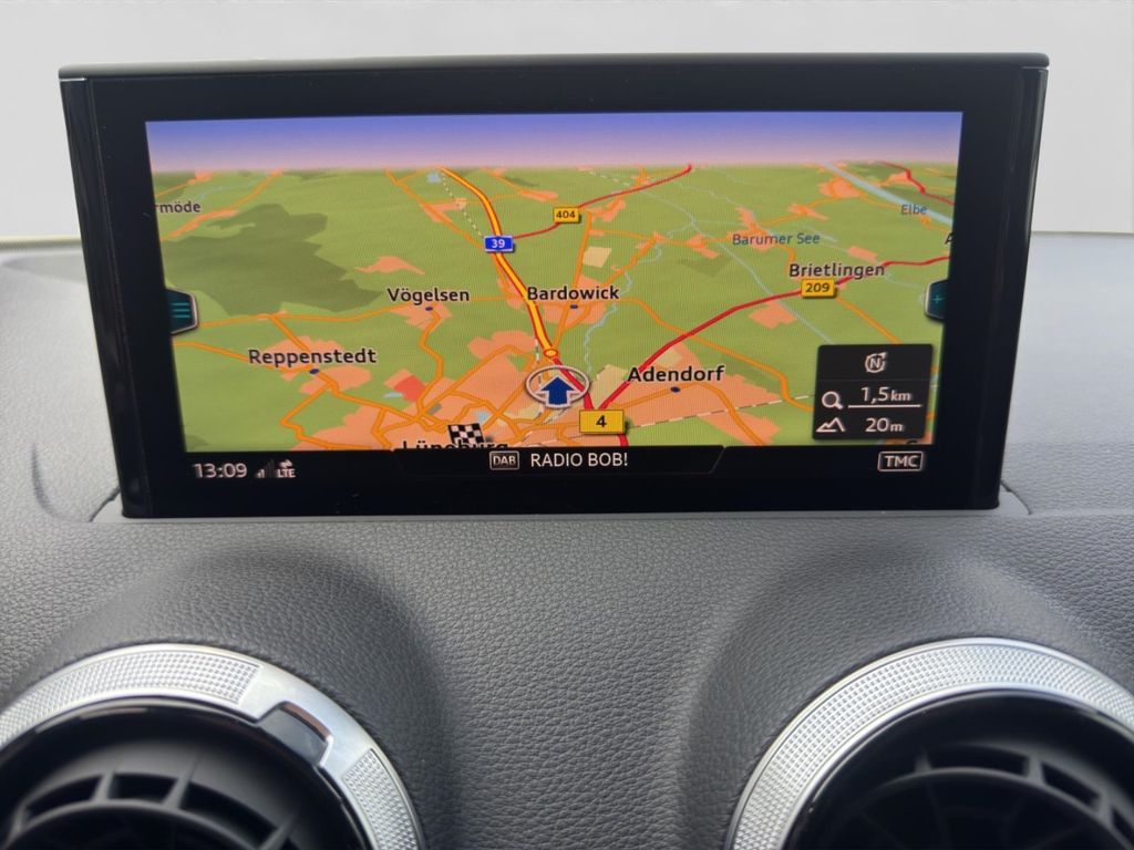 Audi SQ2 2024