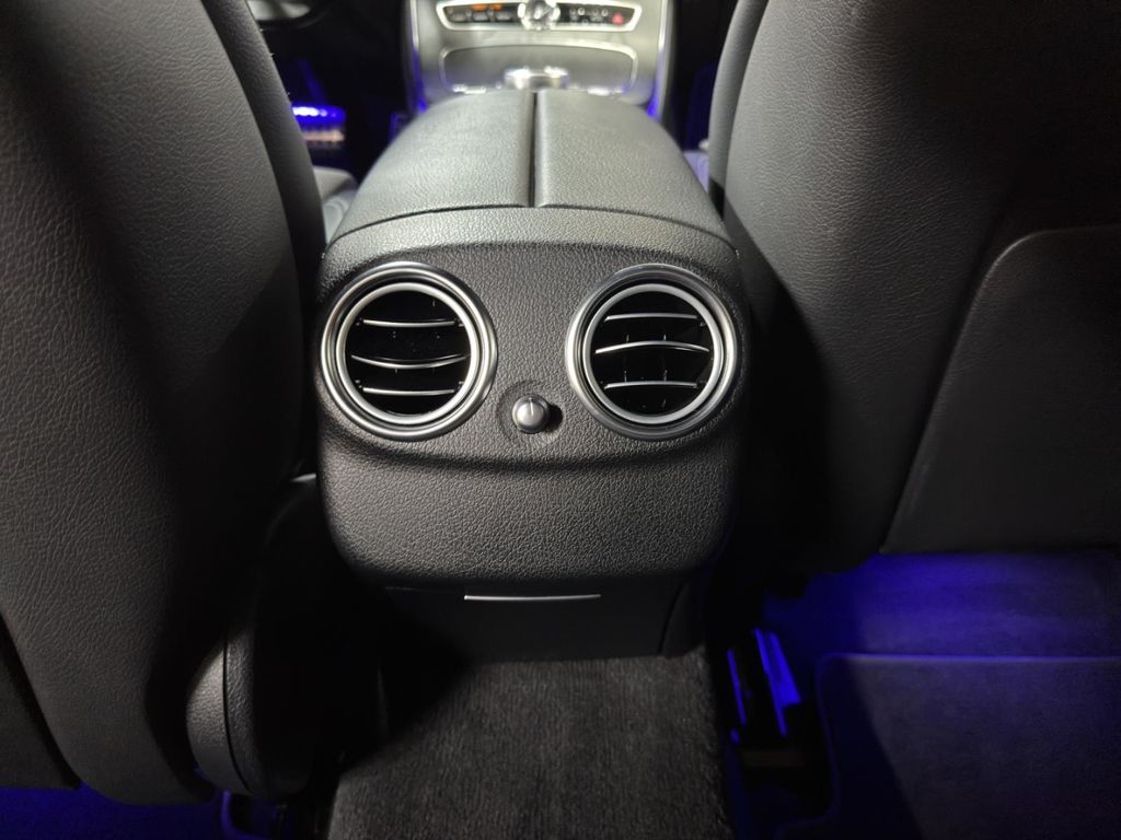 Mercedes-Benz E 300 2019