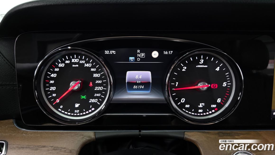 Mercedes-Benz E-Class 2017