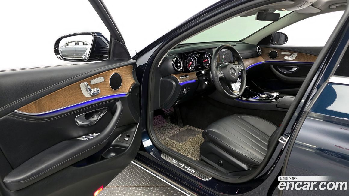 Mercedes-Benz E-Class 2017