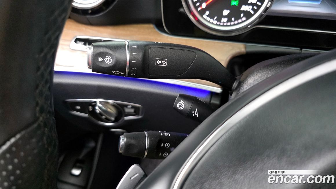 Mercedes-Benz E-Class 2017