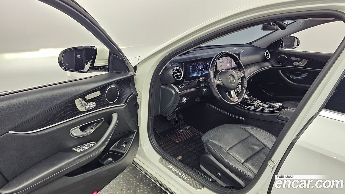 Mercedes-Benz E-Class 2017