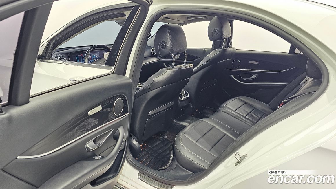 Mercedes-Benz E-Class 2017