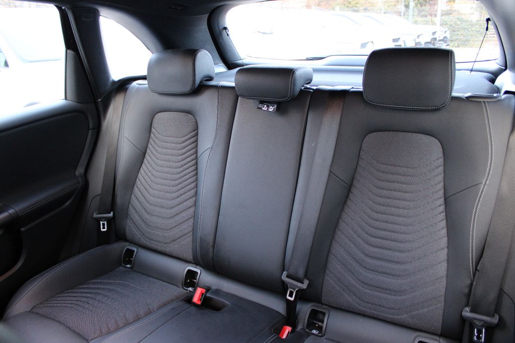 Mercedes-Benz B 180 2022