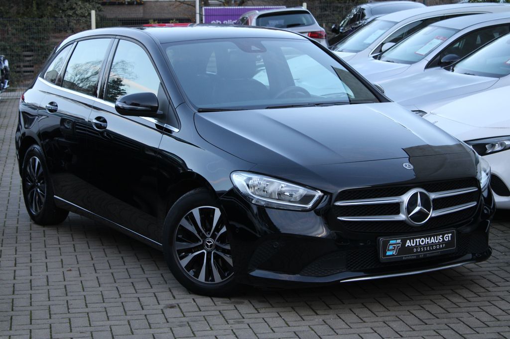 Mercedes-Benz B 180 2022