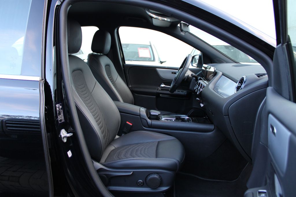 Mercedes-Benz B 180 2022