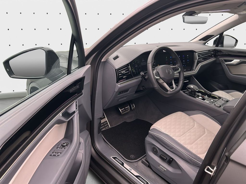 Volkswagen Touareg 2025