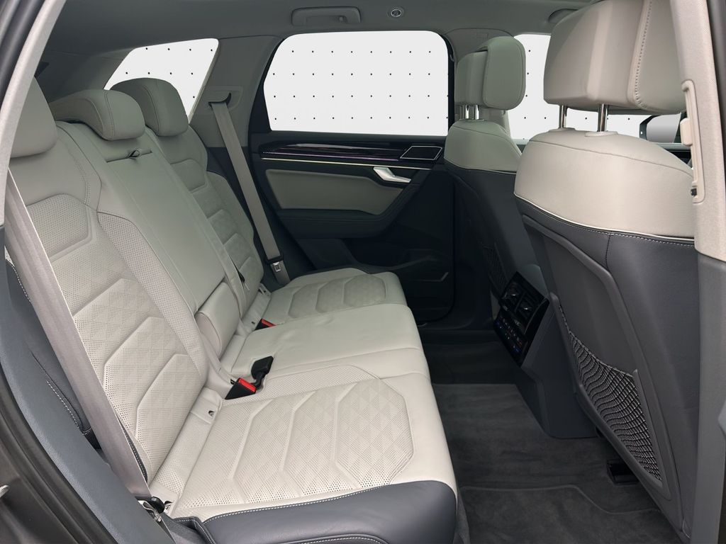 Volkswagen Touareg 2025