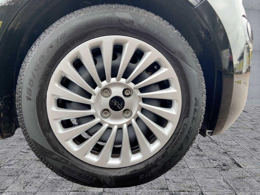 Fiat 500e 2023