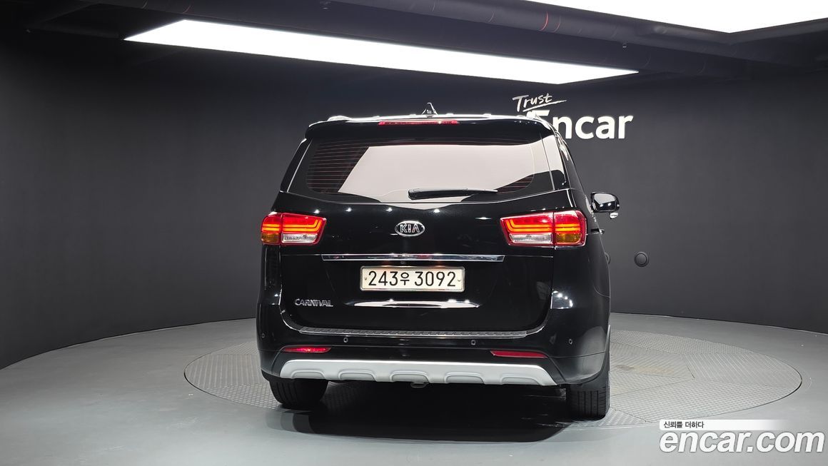 Kia Canival 2017