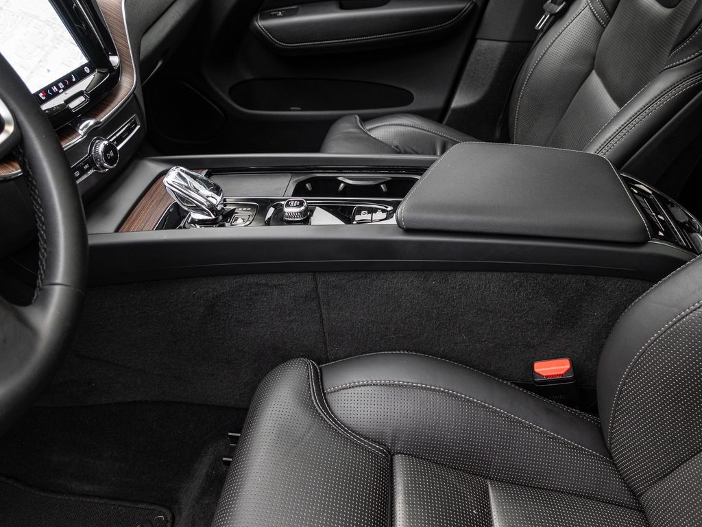Volvo XC60 2023