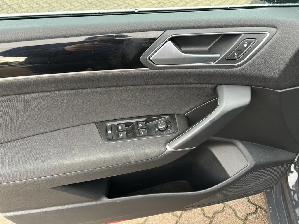 Volkswagen Touran 2021