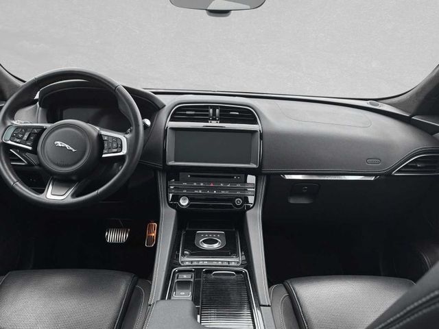 Jaguar F-Pace 2020