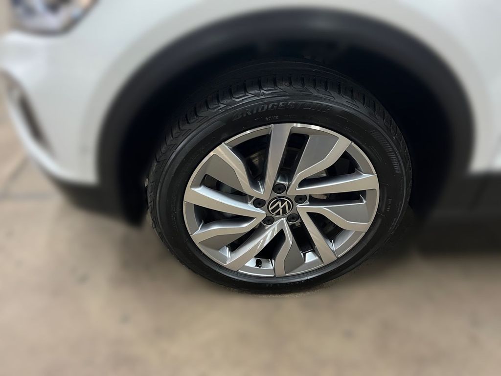 Volkswagen T-Roc 2023