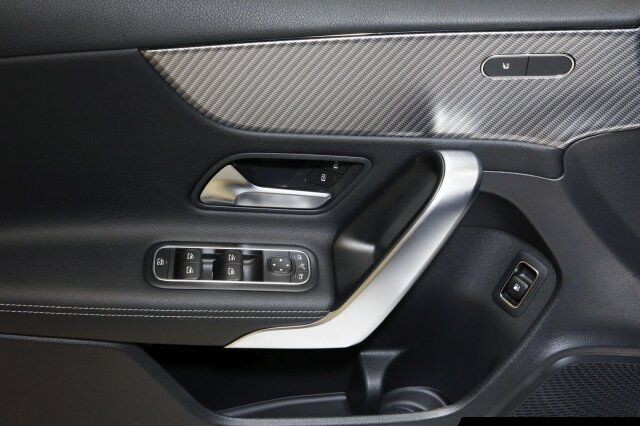 Mercedes-Benz A 250 2025