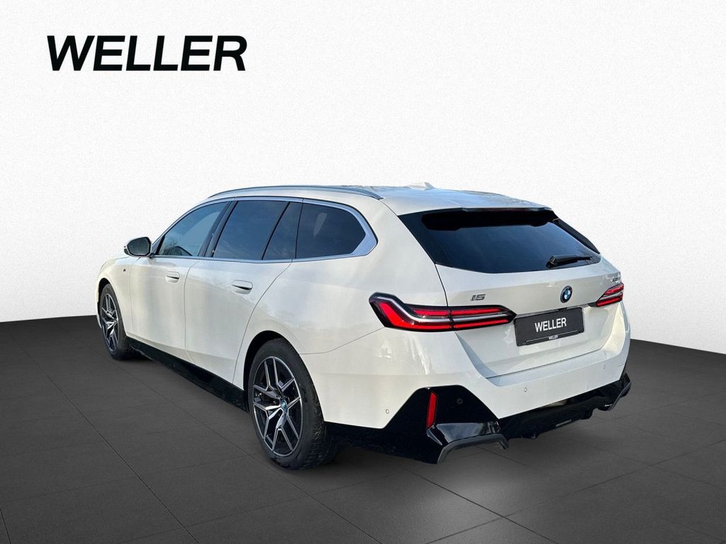 BMW i5 2025
