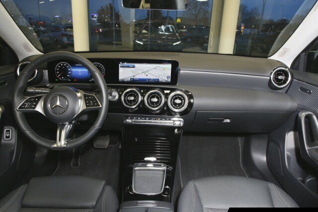 Mercedes-Benz A 250 2025