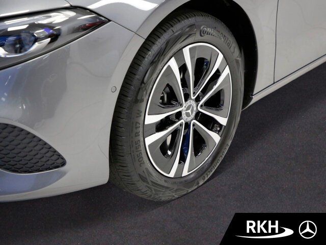 Mercedes-Benz A 250 2025