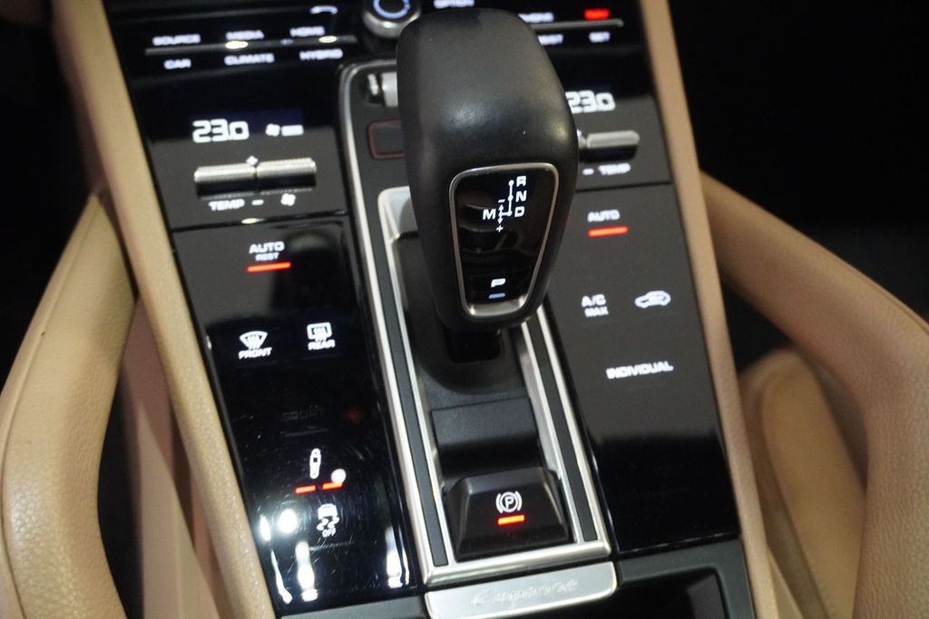 Porsche Cayenne 2020