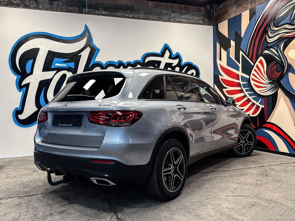 Mercedes-Benz GLC 300 2021