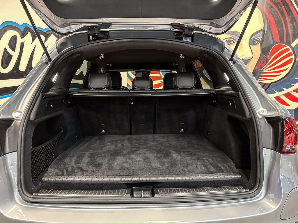 Mercedes-Benz GLC 300 2021