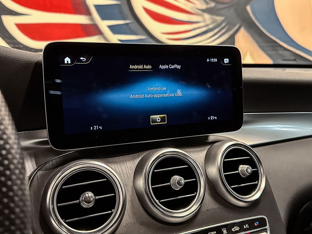 Mercedes-Benz GLC 300 2021