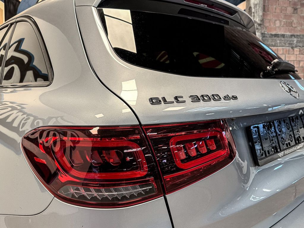 Mercedes-Benz GLC 300 2021