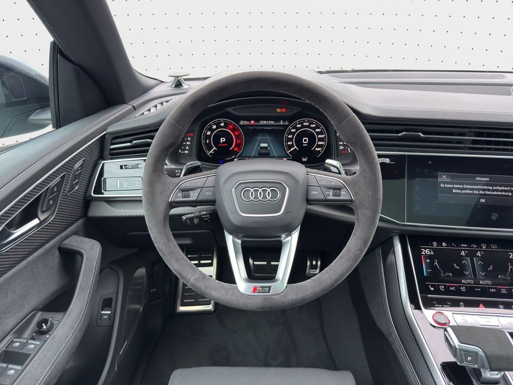 Audi RSQ8