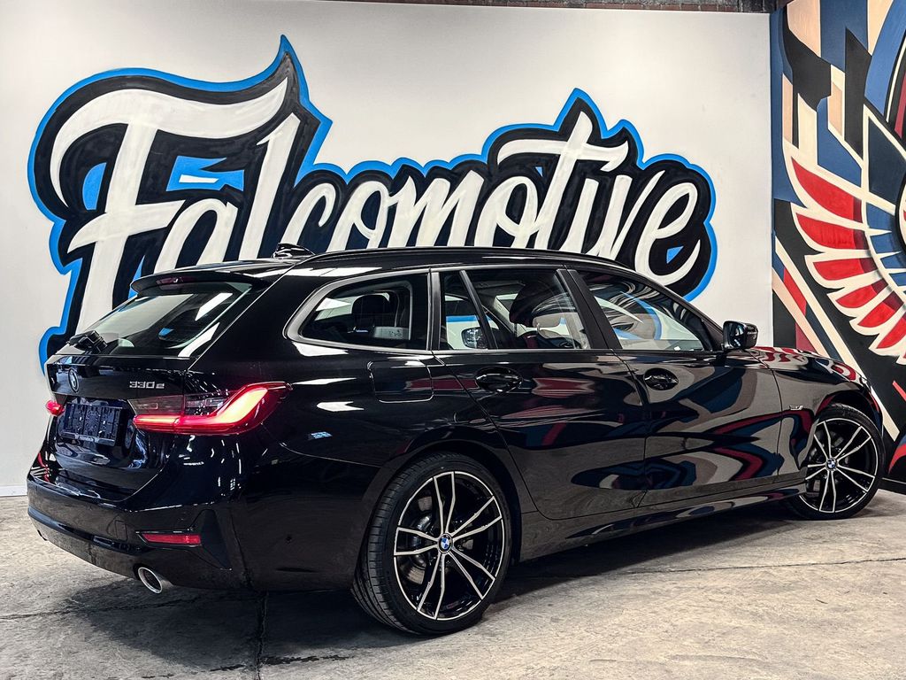 BMW 330 2021