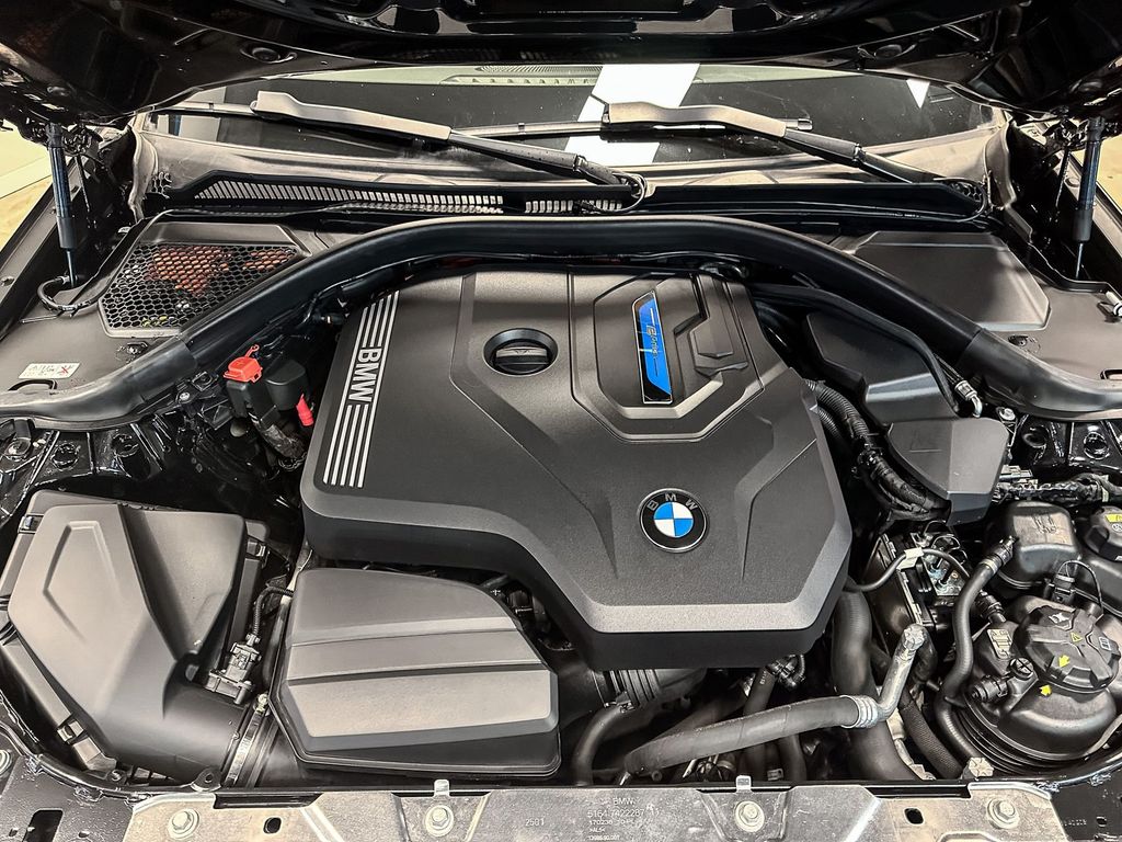 BMW 330 2021