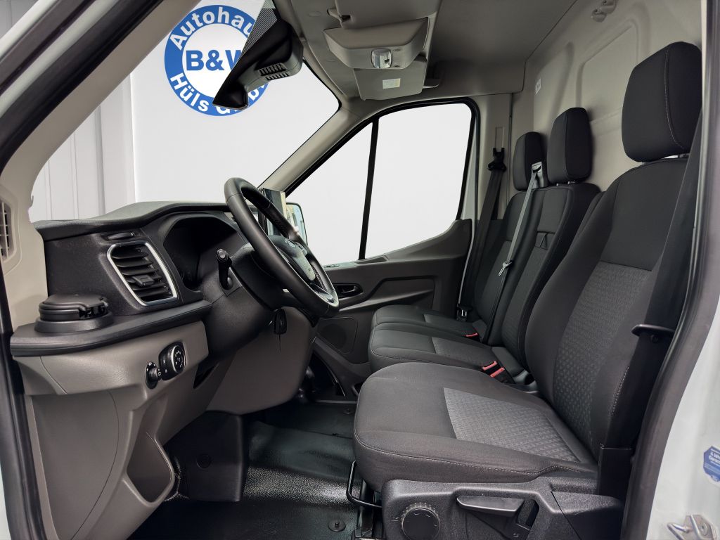 Ford Transit 2024