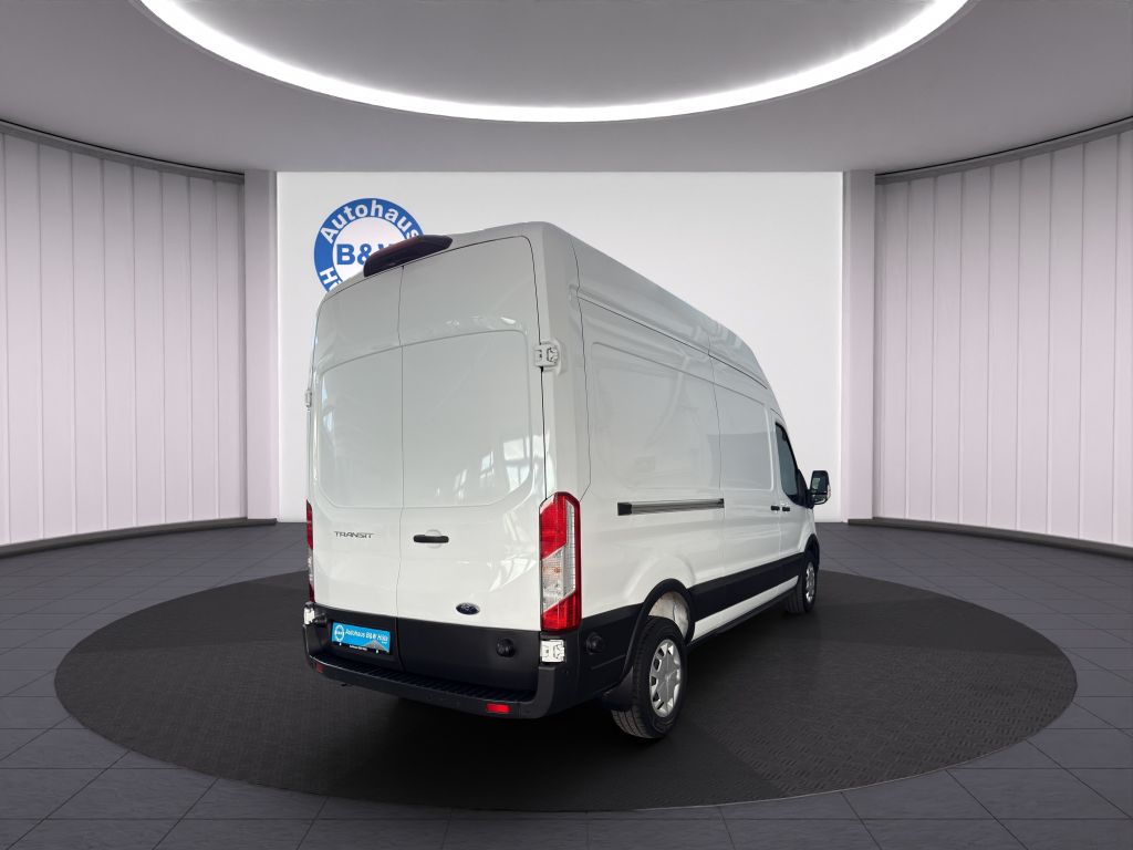 Ford Transit 2024
