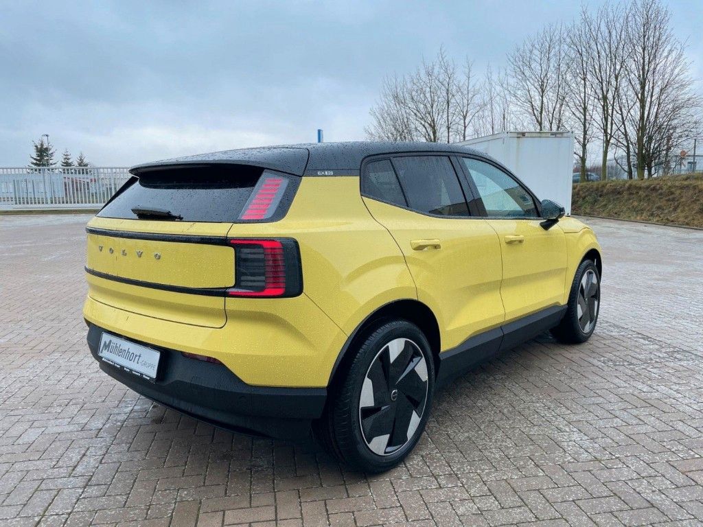 Volvo EX30 2025