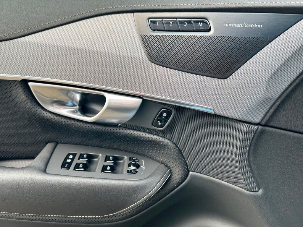 Volvo XC90 2024