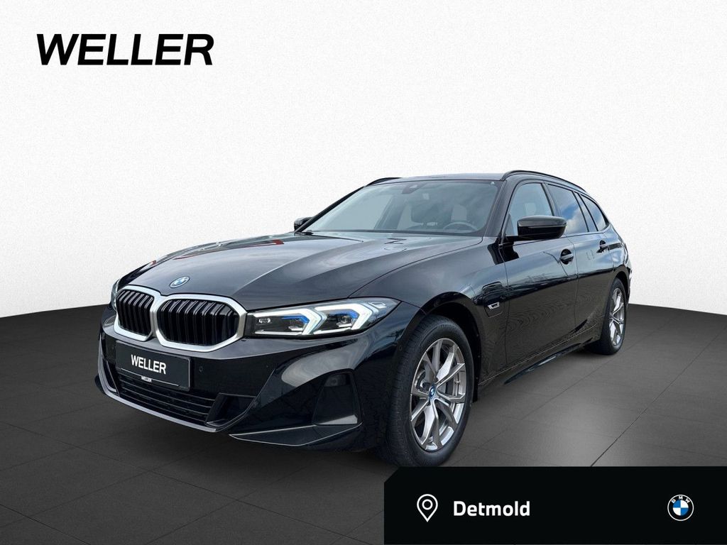 BMW 330 2022