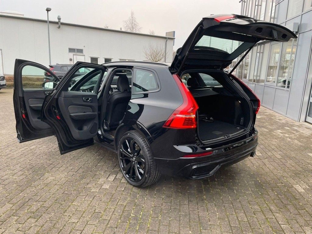 Volvo XC60 2025