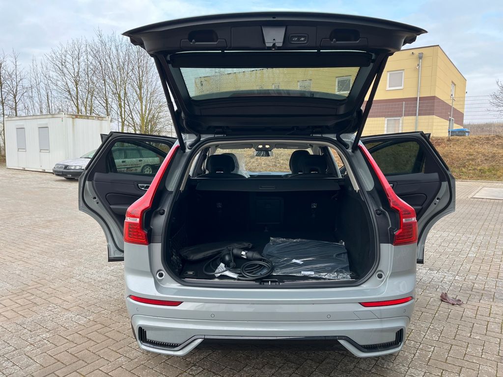 Volvo XC60 2025