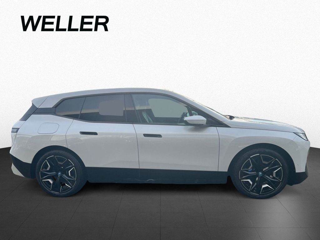 BMW iX 2023