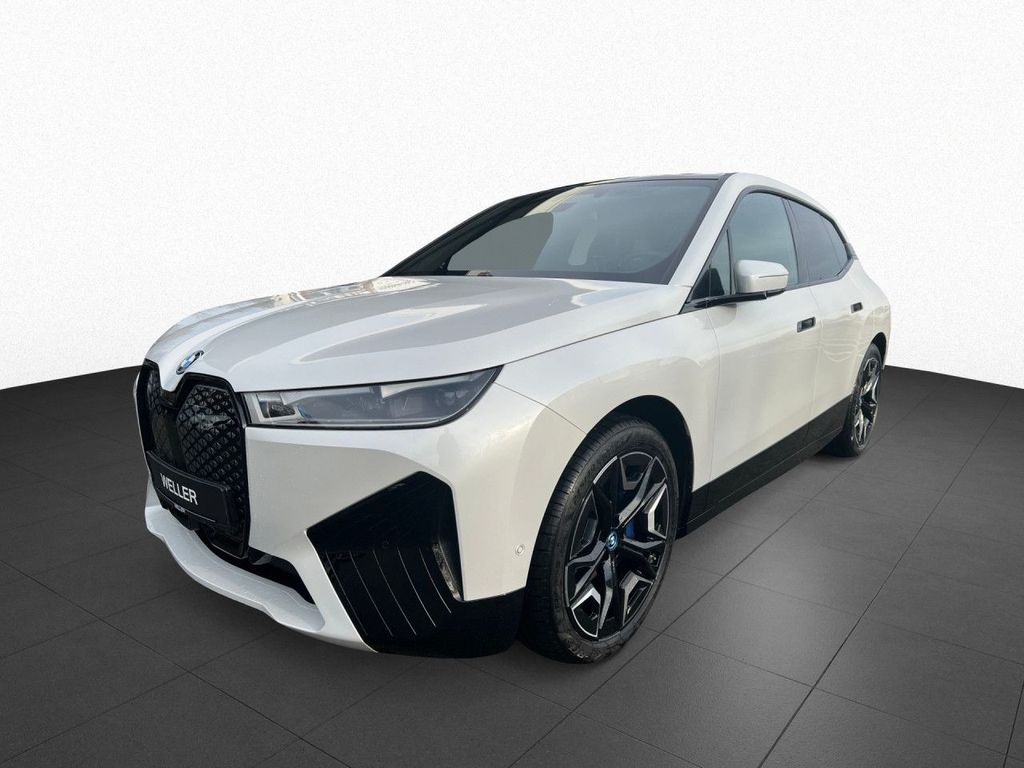 BMW iX 2023
