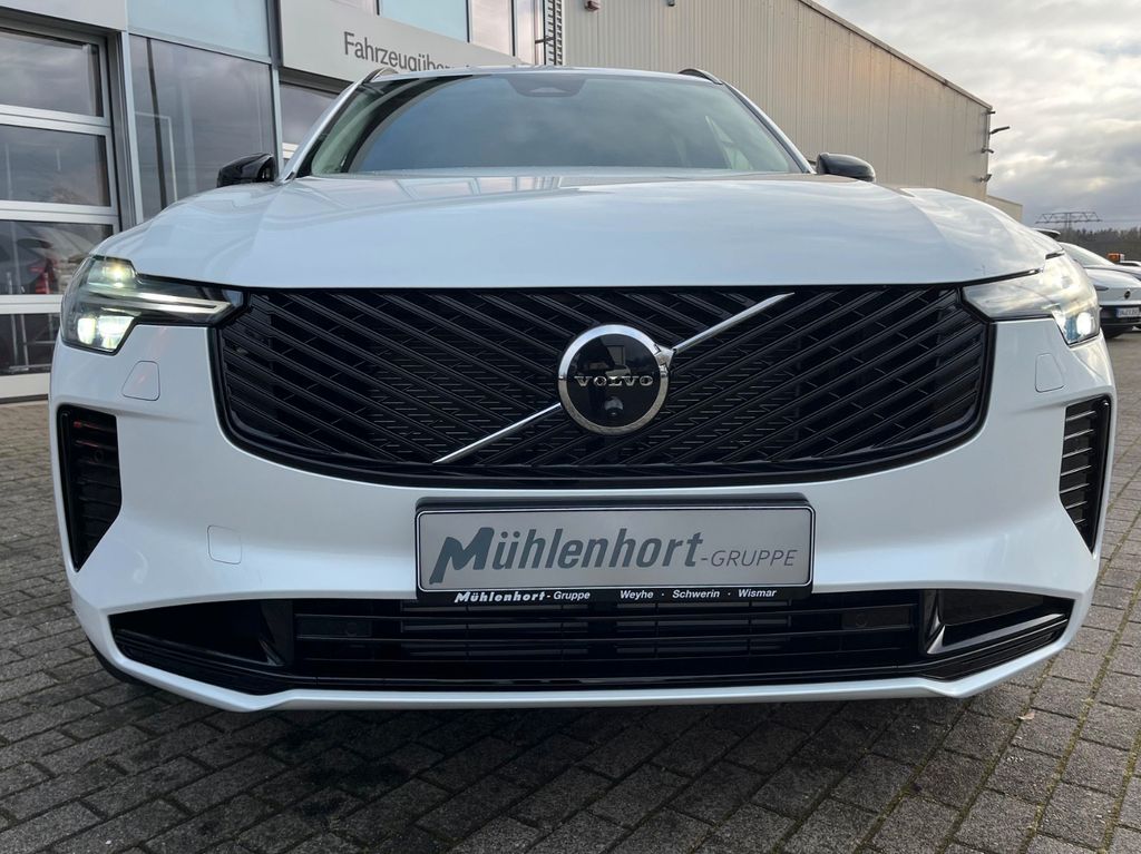 Volvo XC90 2025