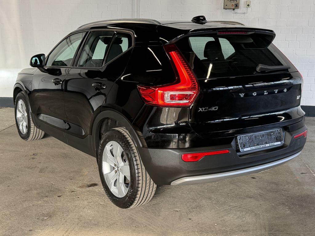 Volvo XC40 2021