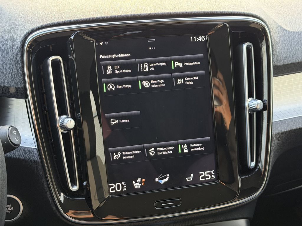 Volvo XC40 2021