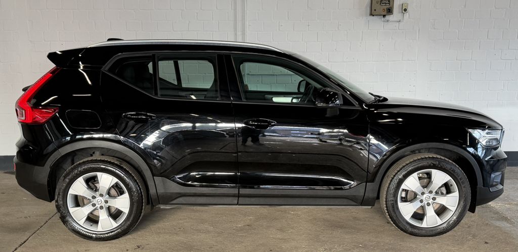 Volvo XC40 2021