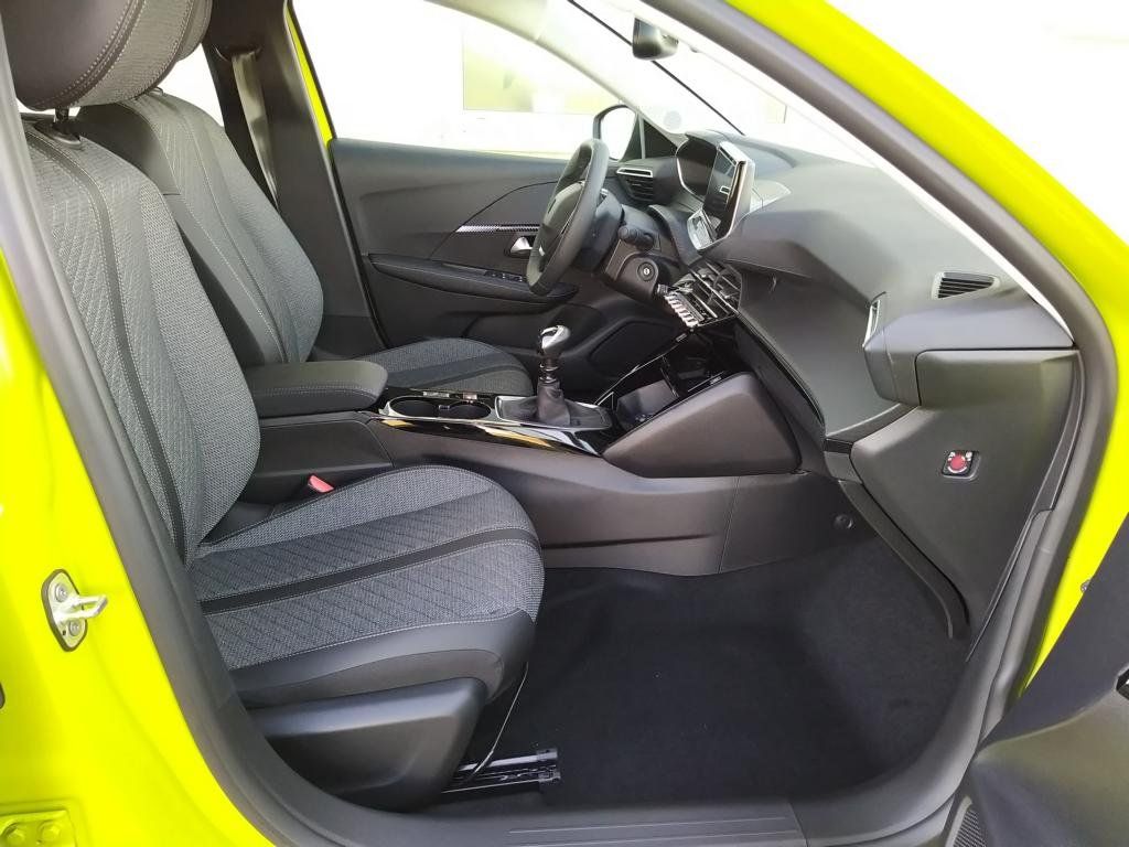Peugeot 208 2024