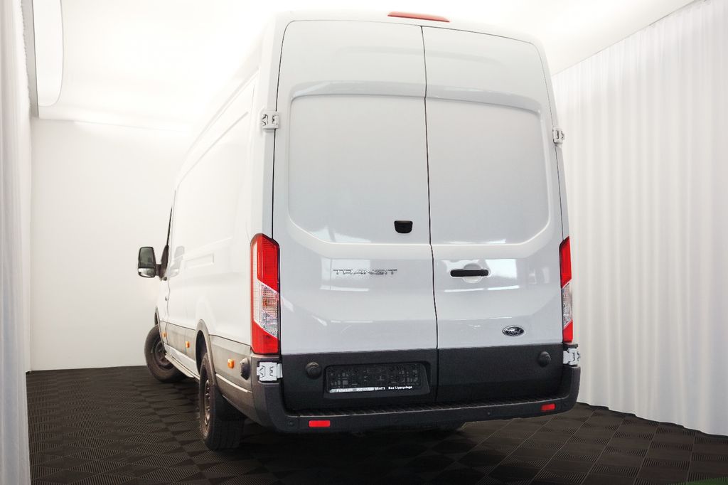 Ford Transit 2024