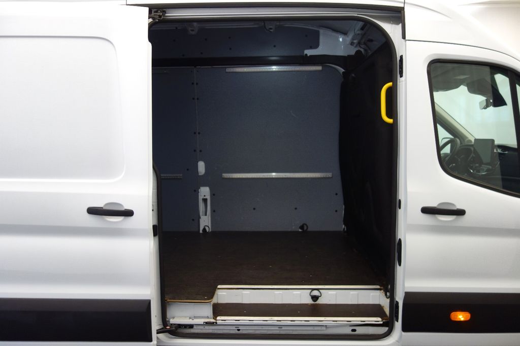 Ford Transit 2024