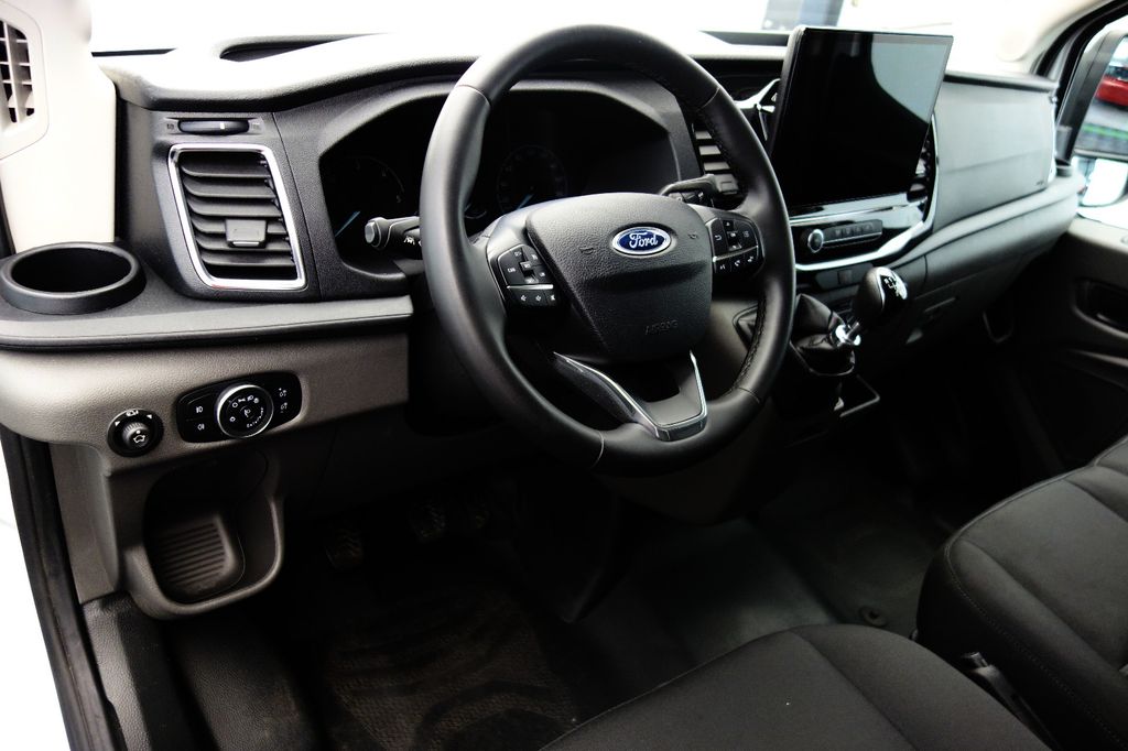 Ford Transit 2024