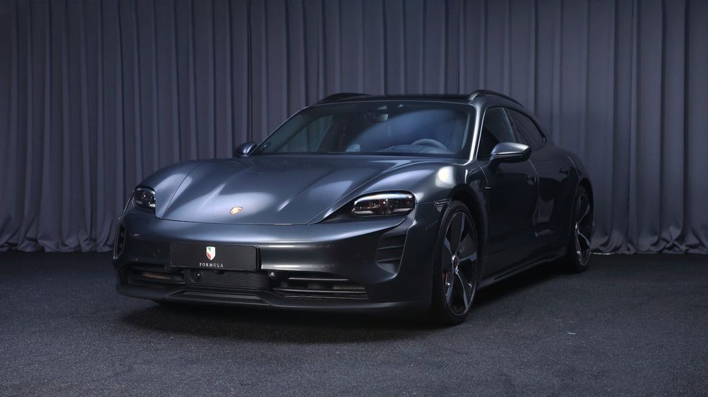 Porsche Taycan 2022