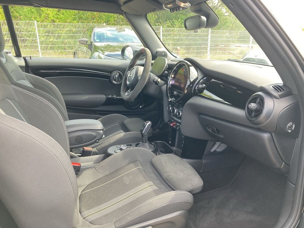 MINI John Cooper Works Cabrio 2022